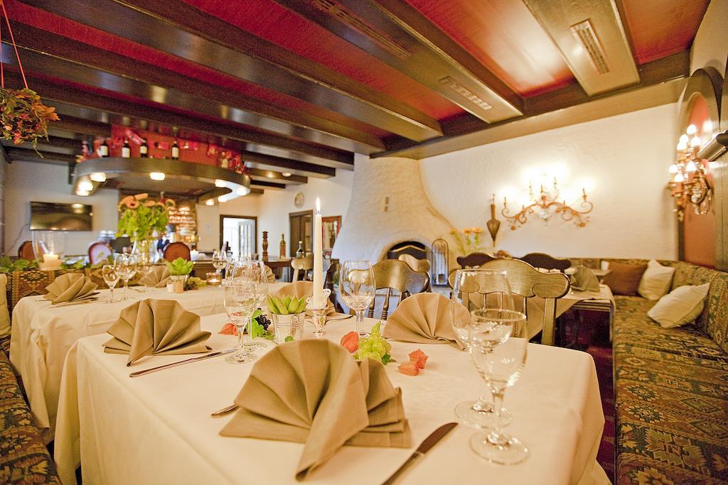 גרלינגן Hotel Krone Ohg מראה חיצוני תמונה