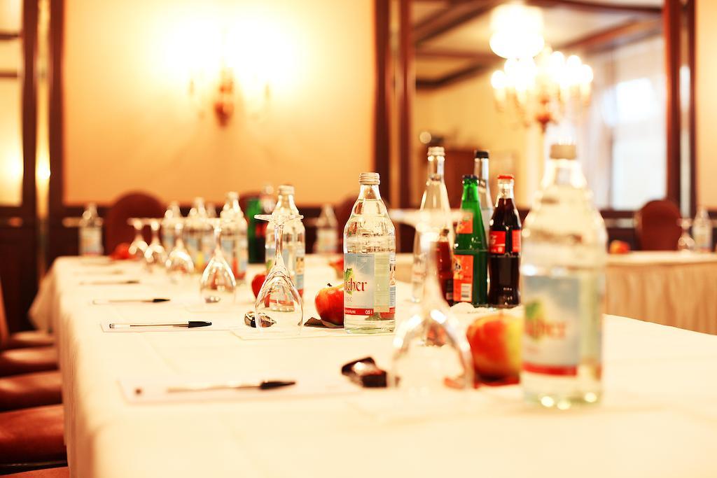 גרלינגן Hotel Krone Ohg מראה חיצוני תמונה